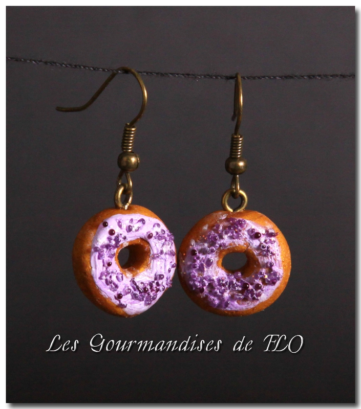Donuts à la violette (collection La Gourmandise est un joli défaut)